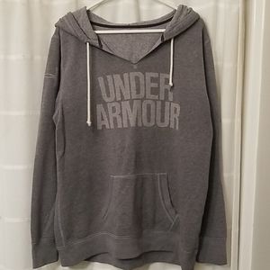 Under Armour l/xl v-neck hoodie